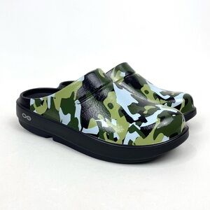 OOFOS OOcloog Jungle Camo Recovery Clog Womens 8 Mens 6 Green